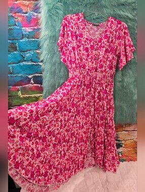 Nerlerolian Pink And White Floral Short Bell Sleeve Dress Size XL